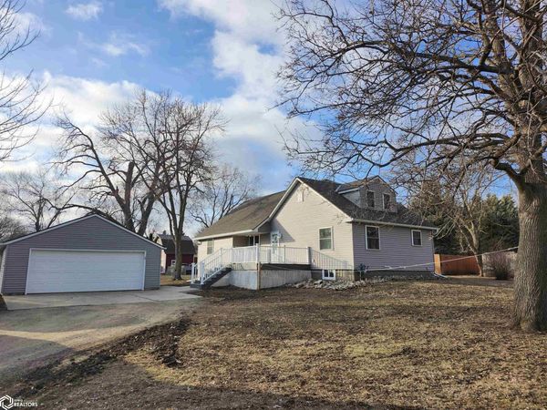 1026 Pleasant Street, Forest City, IA 50436