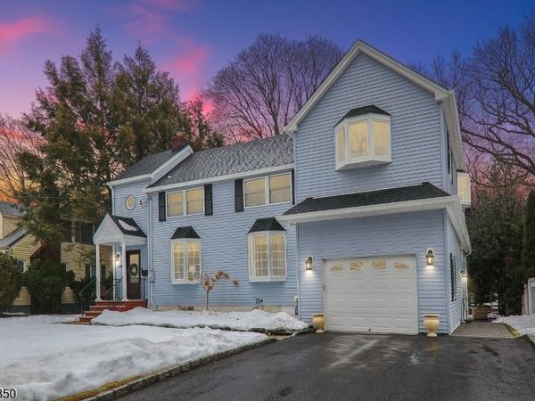 19 Munsee Dr, Cranford, NJ 07016