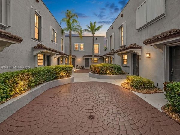 11625 NW 11Th St , Unit 11625, Pembroke Pines, FL 33026