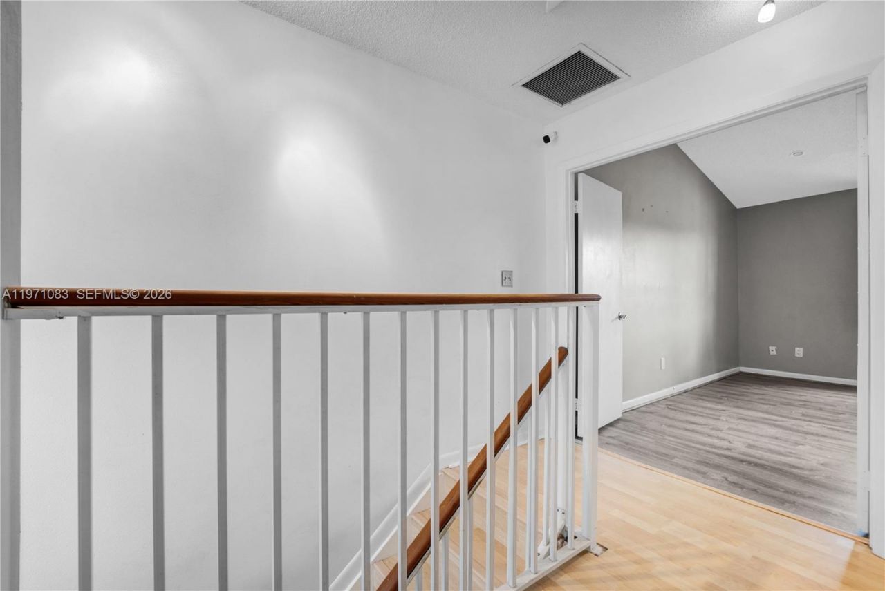 11625 NW 11th St , Unit 11625, Pembroke Pines, FL 33026 Photo