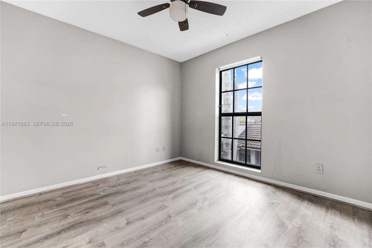 11625 NW 11th St , Unit 11625, Pembroke Pines, FL 33026 Photo