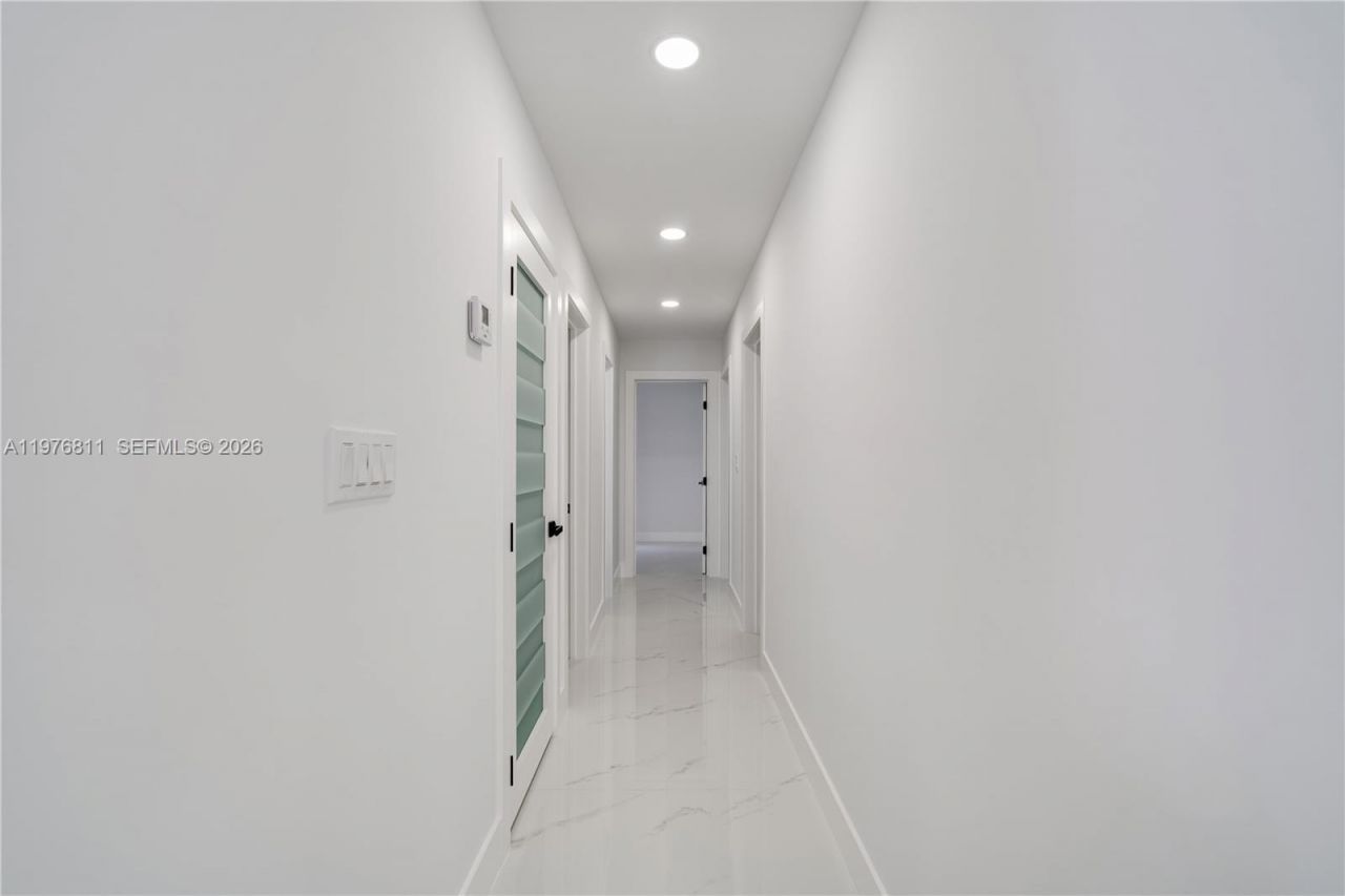 11351 SW 52nd Ter, Miami, FL 33165 Photo