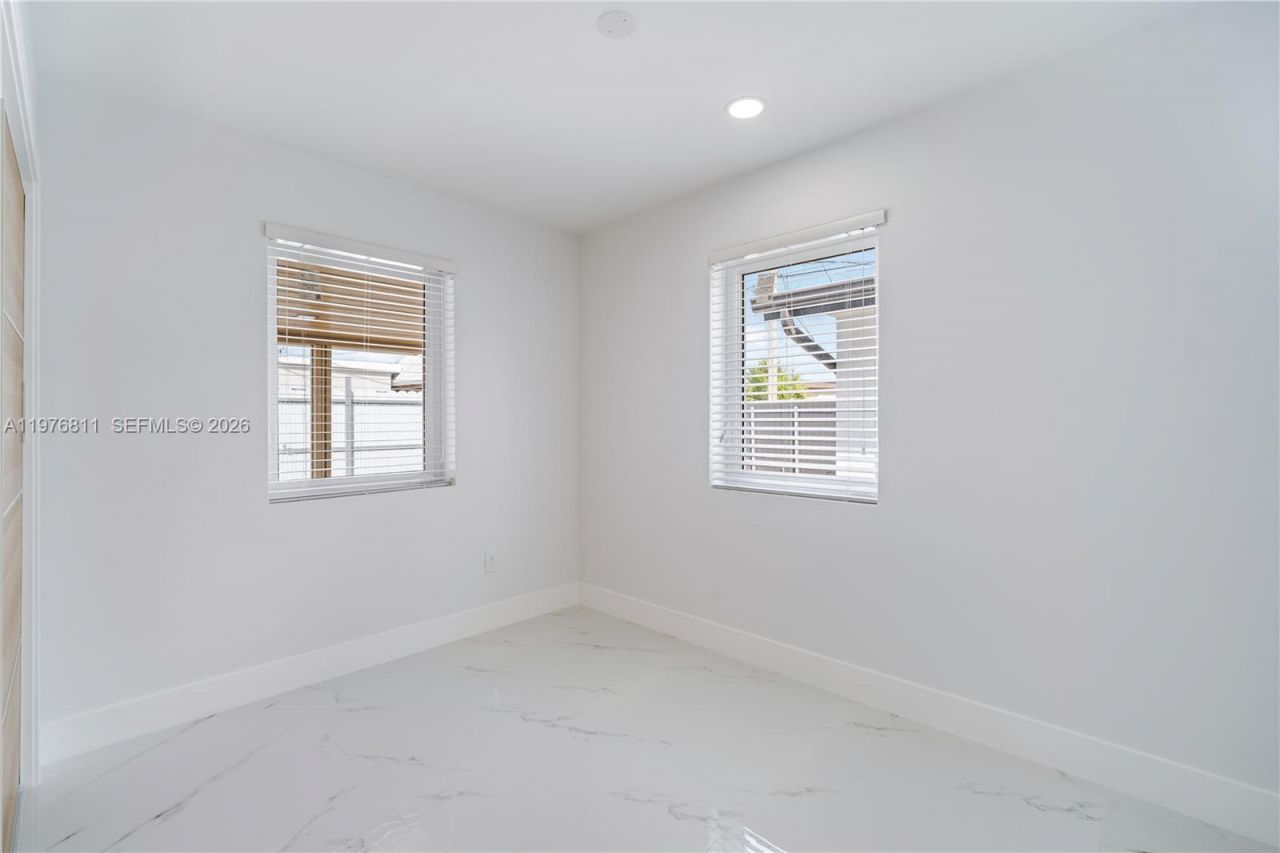 11351 SW 52nd Ter, Miami, FL 33165 Photo