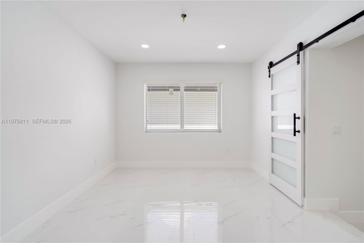 11351 SW 52nd Ter, Miami, FL 33165 Photo