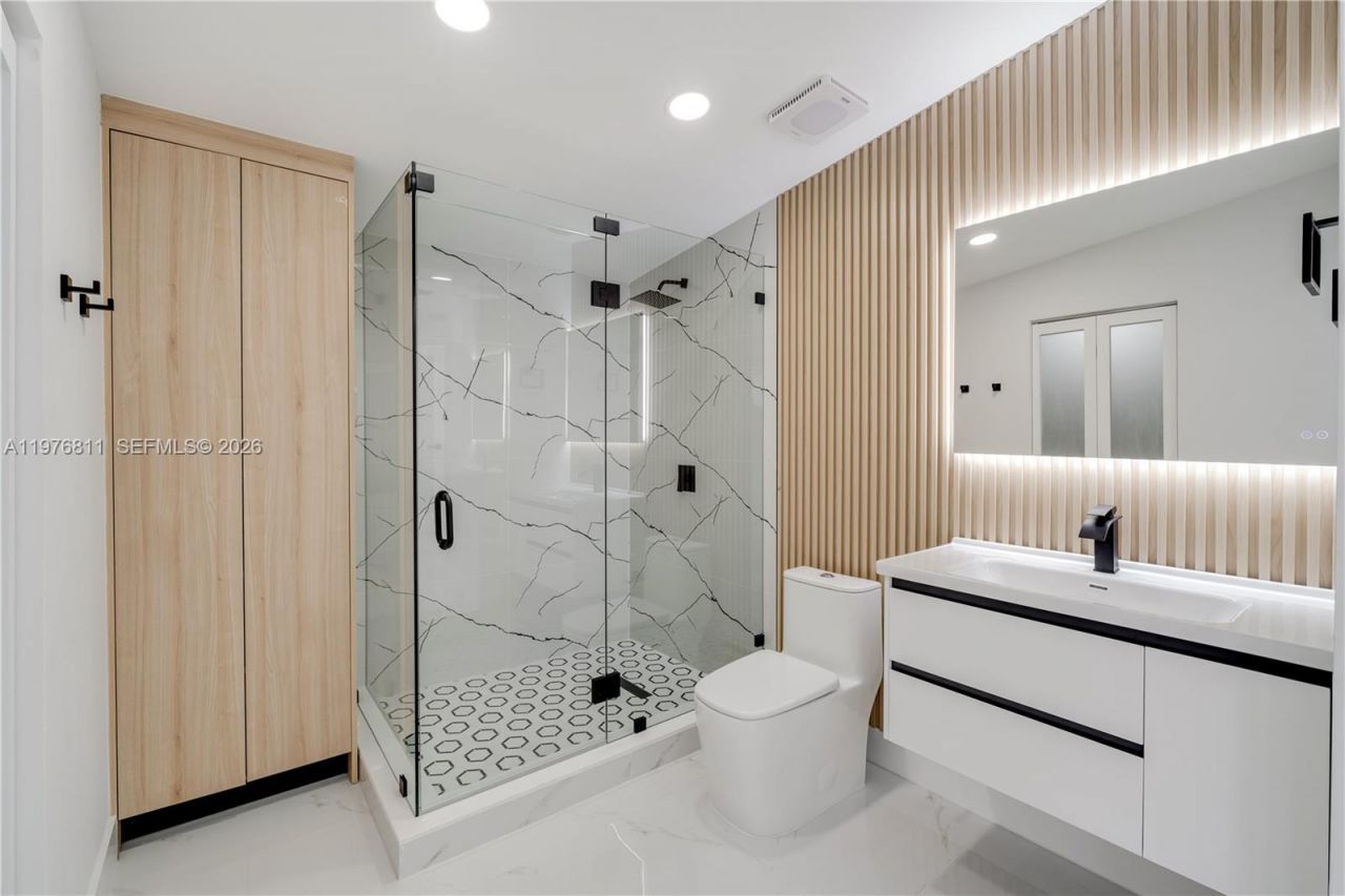 11351 SW 52nd Ter, Miami, FL 33165 Photo