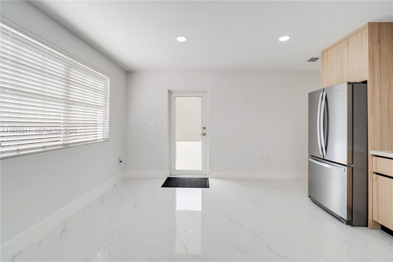 11351 SW 52nd Ter, Miami, FL 33165 Photo