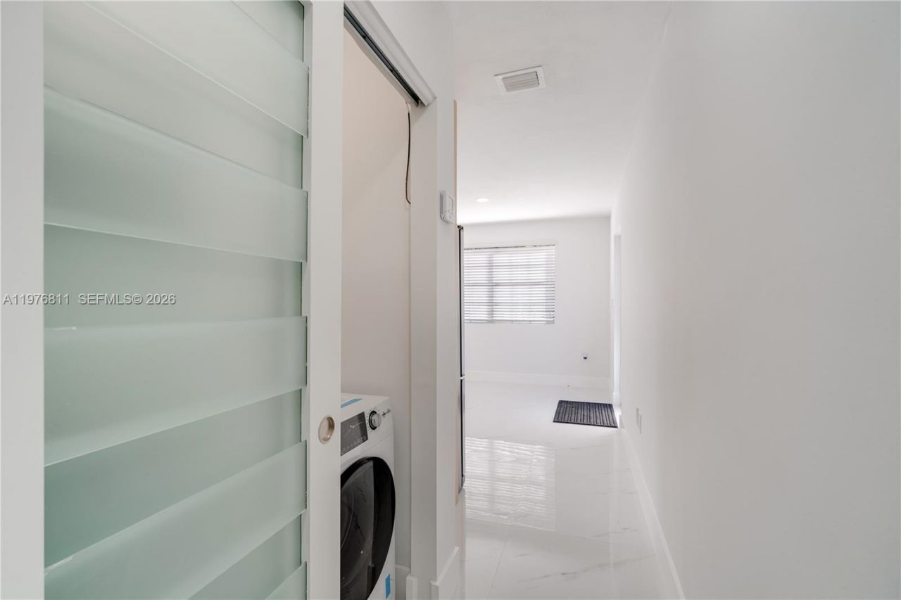 11351 SW 52nd Ter, Miami, FL 33165 Photo