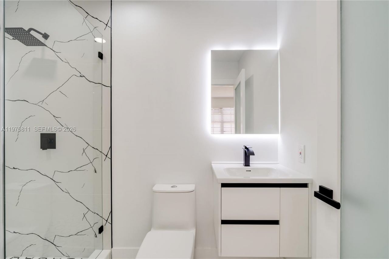 11351 SW 52nd Ter, Miami, FL 33165 Photo