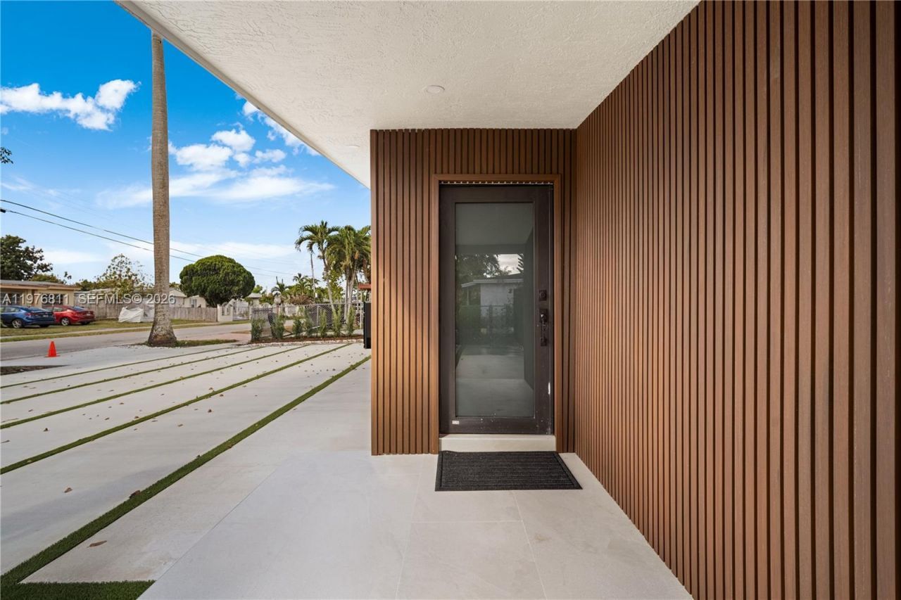 11351 SW 52nd Ter, Miami, FL 33165 Photo