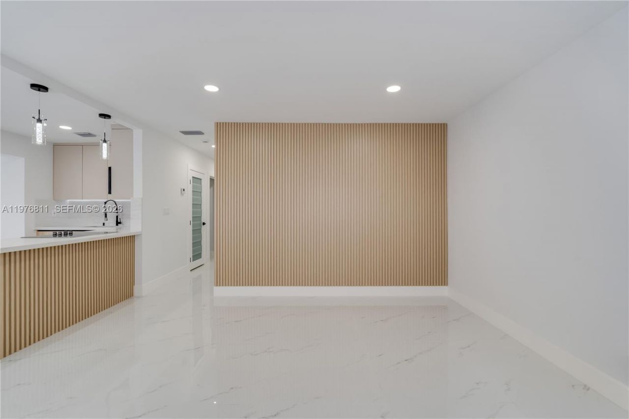 11351 SW 52nd Ter, Miami, FL 33165 Photo