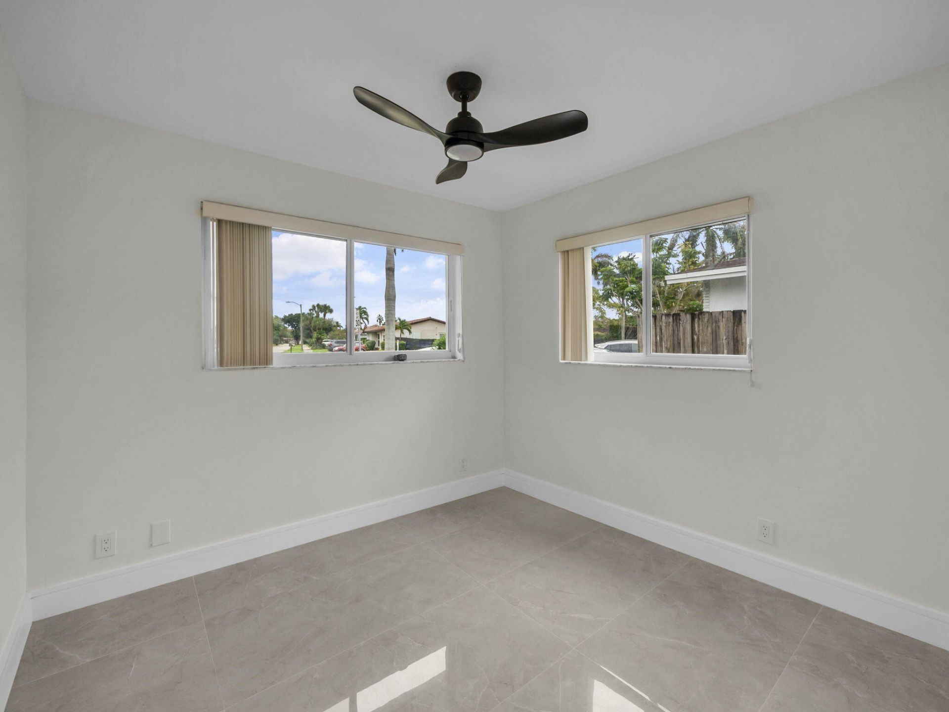 21020 Highland Lakes Boulevard, Miami, FL 33179 Photo