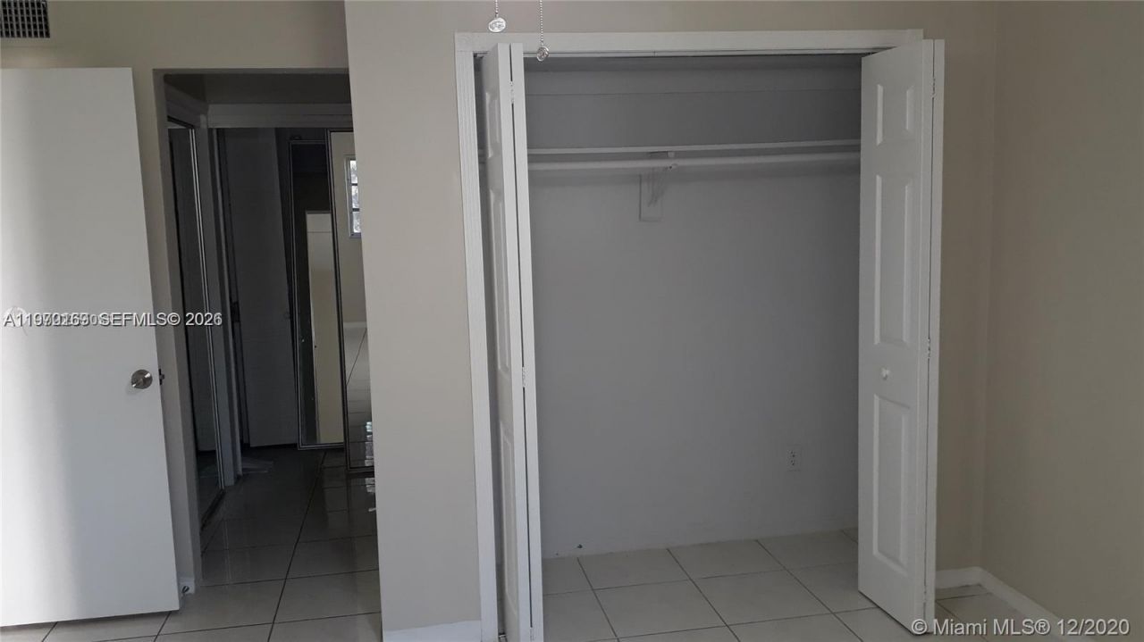 1540 NE 191st St , Unit 244, Miami, FL 33179 Photo