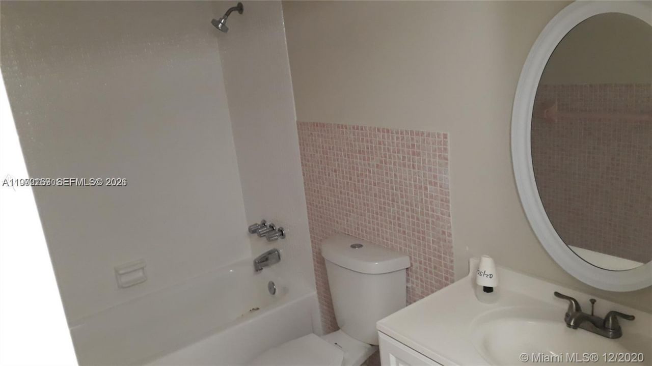 1540 NE 191st St , Unit 244, Miami, FL 33179 Photo