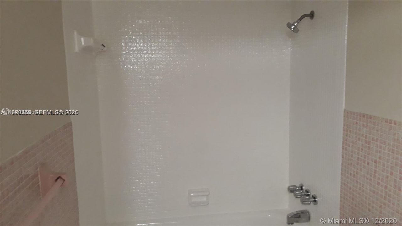 1540 NE 191st St , Unit 244, Miami, FL 33179 Photo