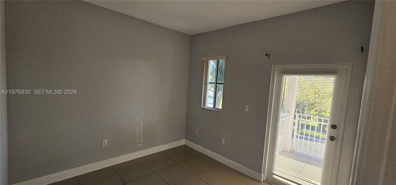 3389 NE 4th St , Homestead, FL 33033 Photo