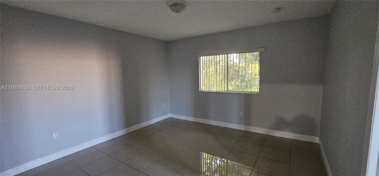 3389 NE 4th St , Homestead, FL 33033 Photo