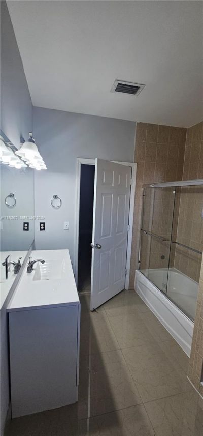 3389 NE 4th St , Homestead, FL 33033 Photo