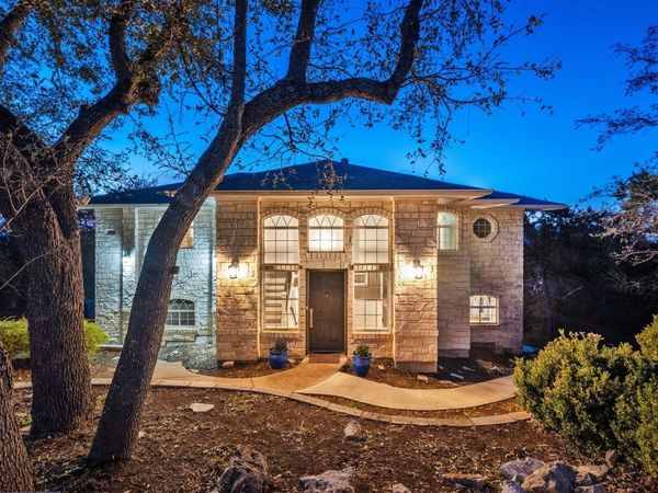 8414 Bronco Buster TRL , Lago Vista, TX 78645