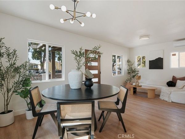 6622 5th Avenue, Los Angeles, CA 90043