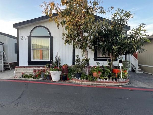 2191 Harbor Boulevard, Unit 27, Costa Mesa, CA 92627