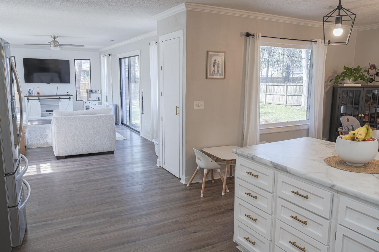 105 Cynthia Lane Photo 17