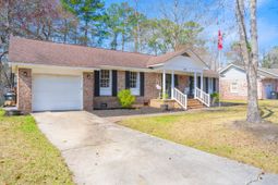 105 Cynthia Lane photo 4