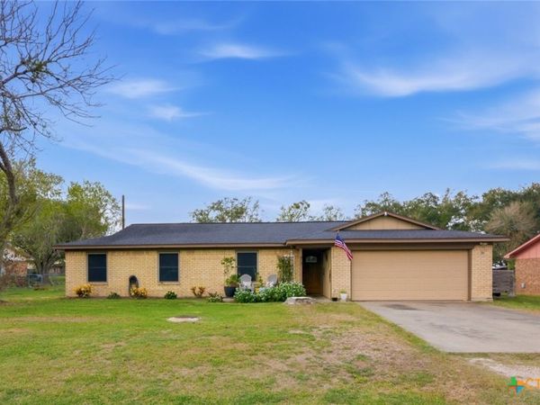 417 Dove Drive , Victoria, TX 77905