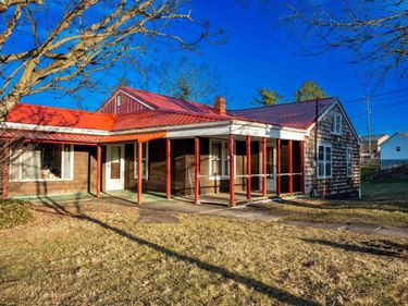 1224 Eastern Avenue, Morgantown, WV 26505