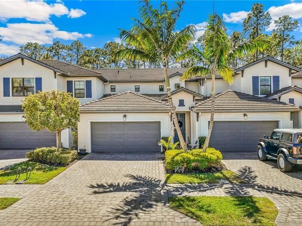 7344 Rockefeller DR, NAPLES, FL 34119