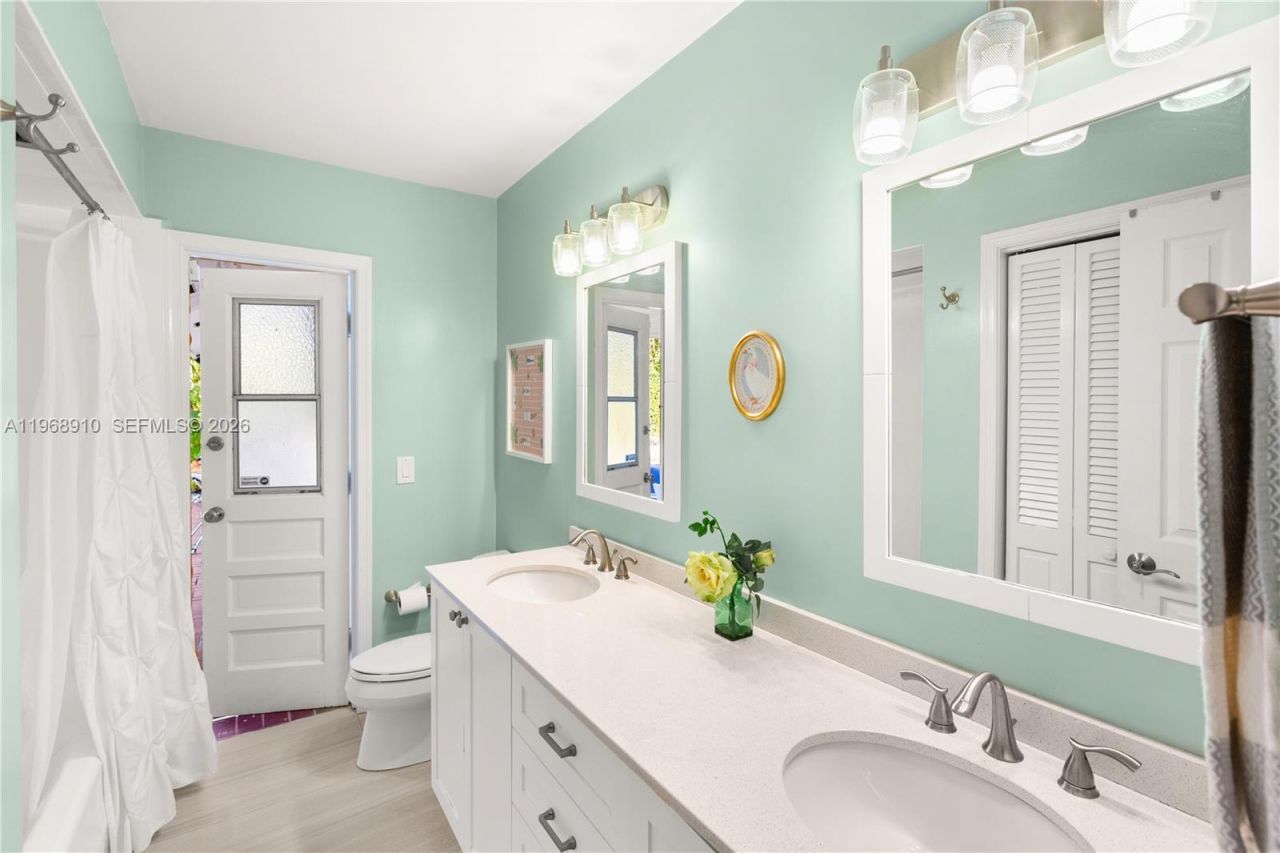 17341 SW 74th Ave , Palmetto Bay, FL 33157 Photo