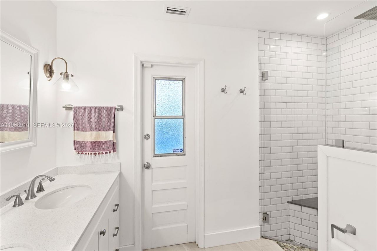 17341 SW 74th Ave , Palmetto Bay, FL 33157 Photo