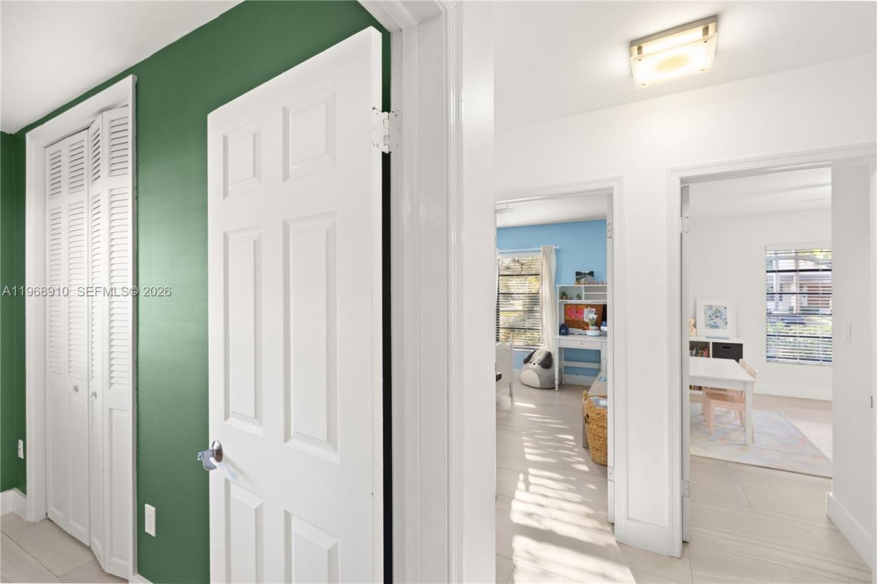 17341 SW 74th Ave , Palmetto Bay, FL 33157 Photo