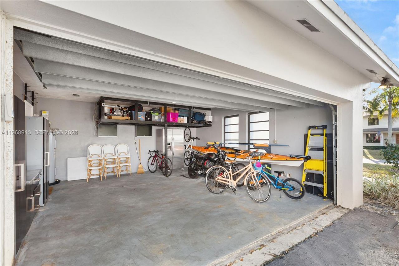 17341 SW 74th Ave , Palmetto Bay, FL 33157 Photo