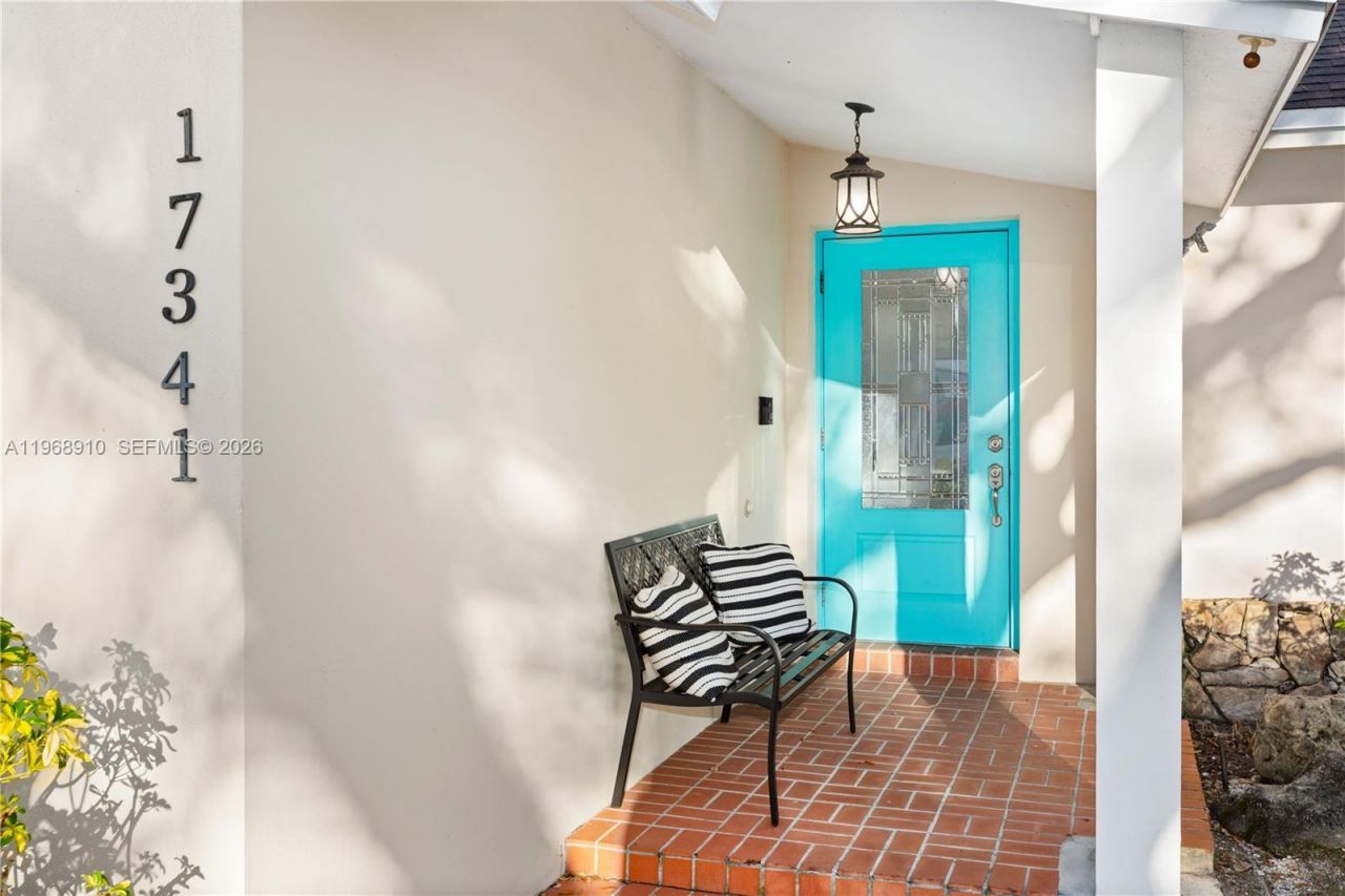 17341 SW 74th Ave , Palmetto Bay, FL 33157 Photo