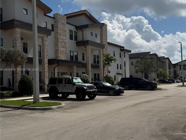 10479 NW 82nd St , Unit 10, Doral, FL 33178