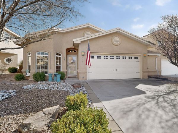 7104 Boxwood Avenue NE, Albuquerque, NM 87113