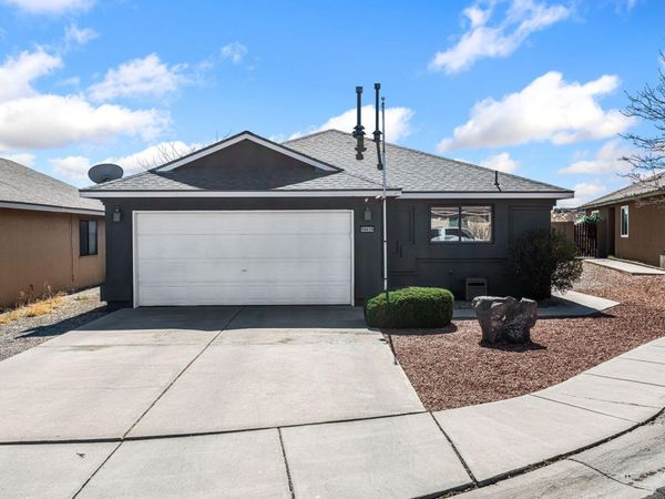 10419 Arroyo Crest Drive NW, Albuquerque, NM 87114