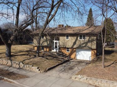 526 4th Street W, Hastings, MN 55033