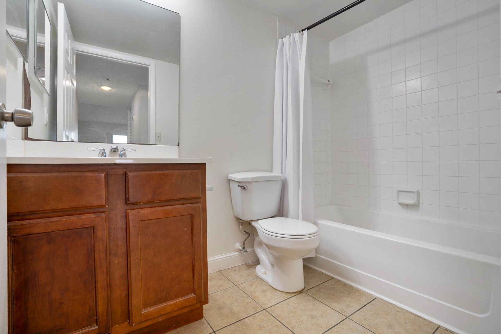 7640 Westwood Drive, Unit 411, Tamarac, FL 33321 Photo