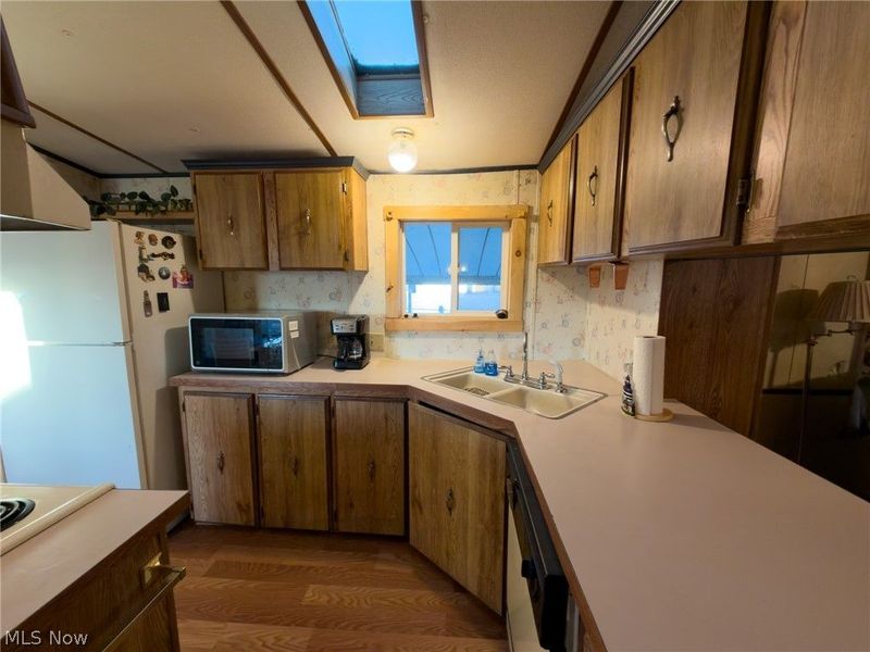 118 Driftwood Drive, Port Clinton, OH 43452 Photo 10