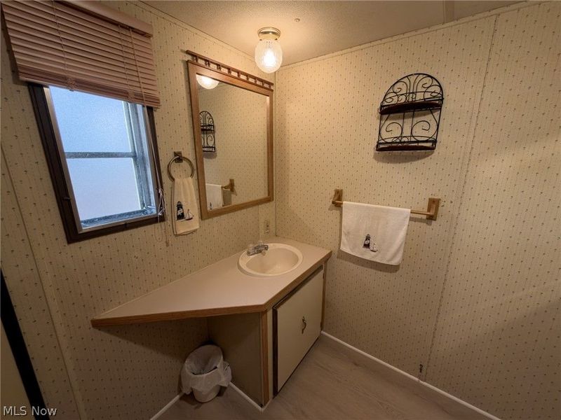 118 Driftwood Drive, Port Clinton, OH 43452 Photo 32