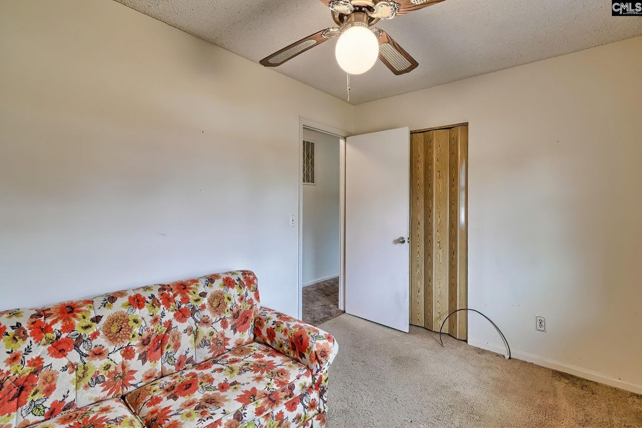 211 Woodvine Drive Photo 13