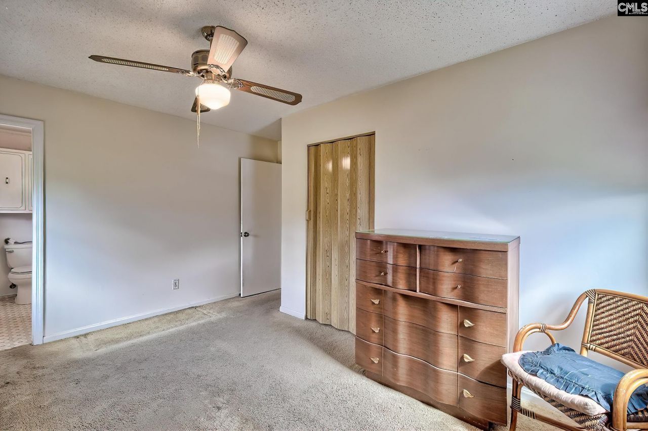 211 Woodvine Drive  Photo 17