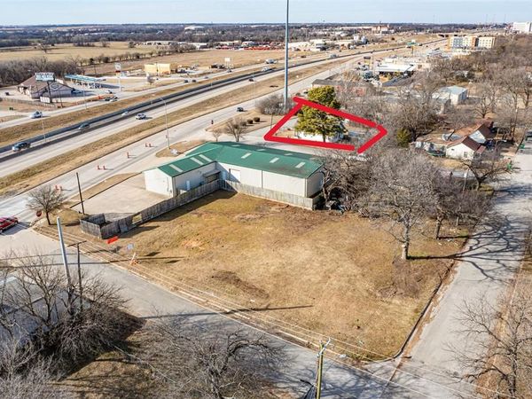 720 Mccrary Street, Gainesville, TX 76240