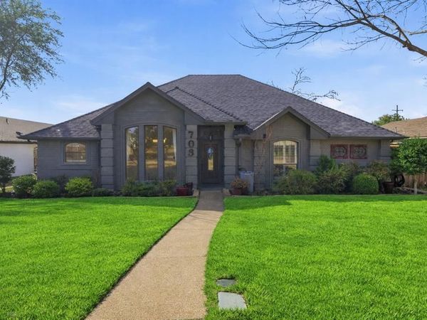 703 Lake Meadows Court, Rockwall, TX 75087