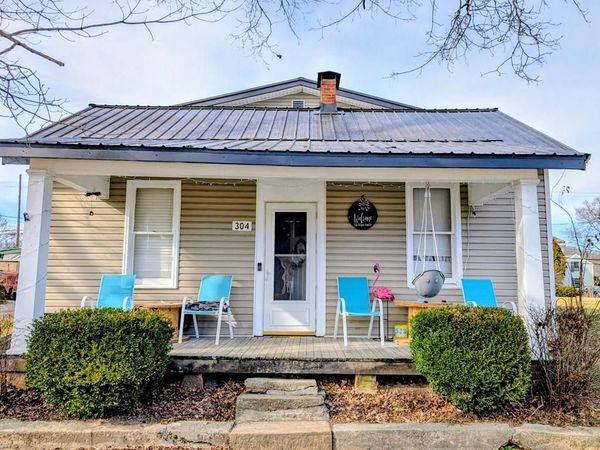 304 E 2ND ST, Bainbridge, OH 45612