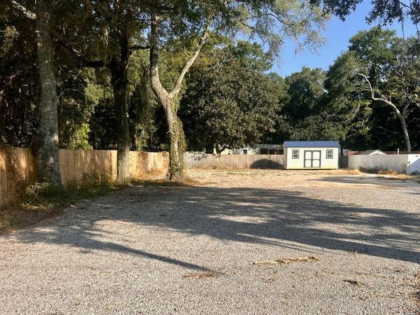 13808 FL-20, Niceville, FL 32578