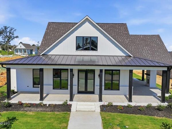 1017 Crepe Myrtle Drive, Brandon, MS 39047