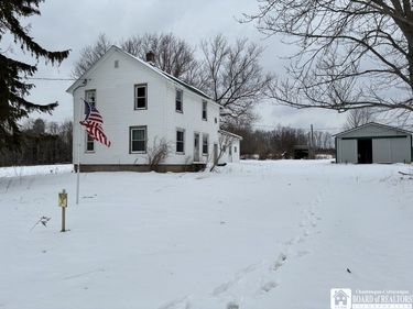 9719 Post Road , Ripley, NY 14775