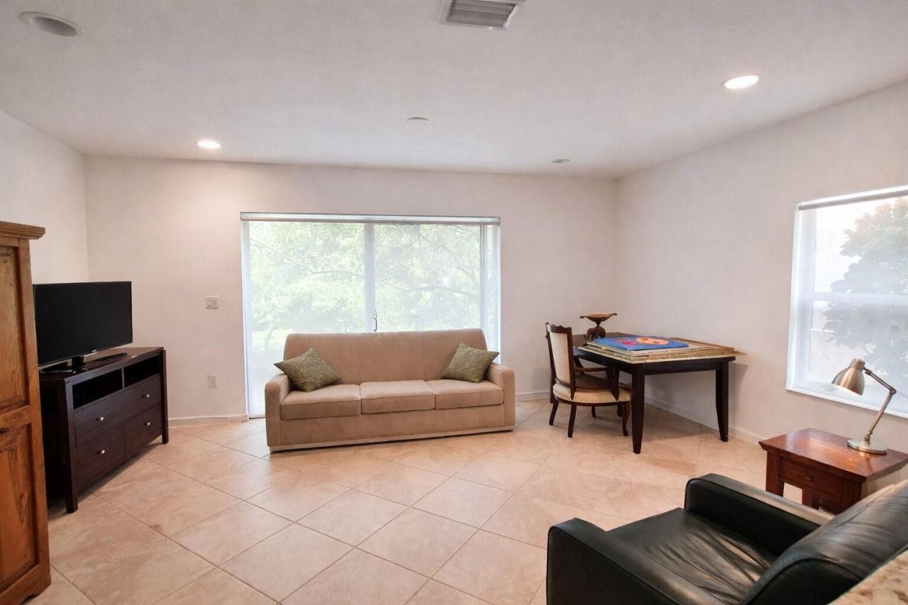 2521 NW 31st Ct, Unit 2521, Oakland Park, FL 33309 Photo
